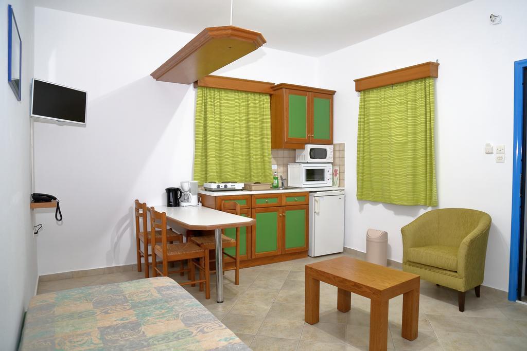 Maria'S Apartments Skaliá Esterno foto